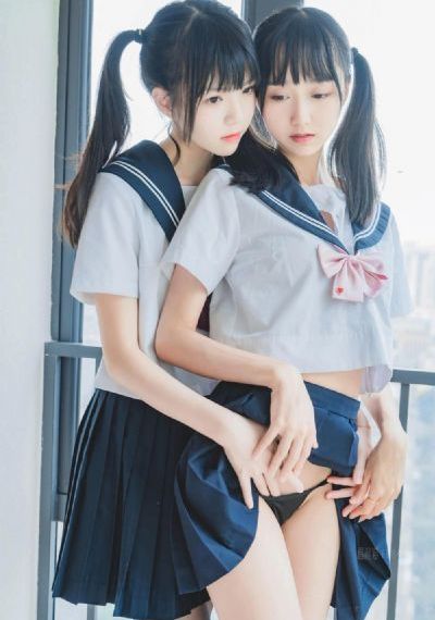 xvideos.蜜桃一区二区_720HD高清在线观看
