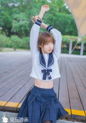 校长的侄女电影_高清免费在线观看